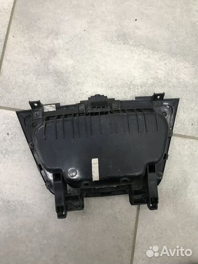 Бардачок Hyundai Elantra 2006-2012