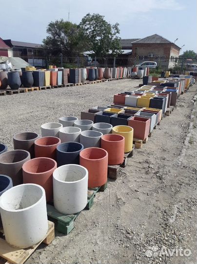 Кашпо из бетона в наличии и под заказ