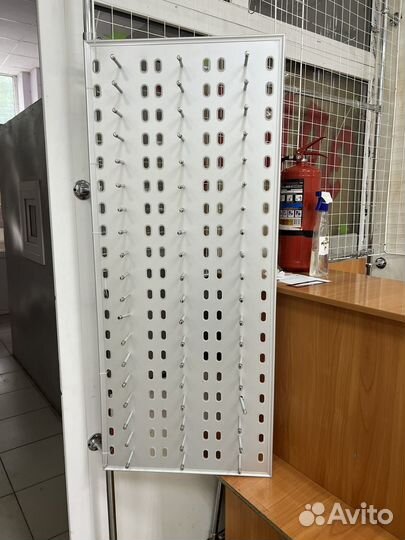 Оборудование для магазина одежды