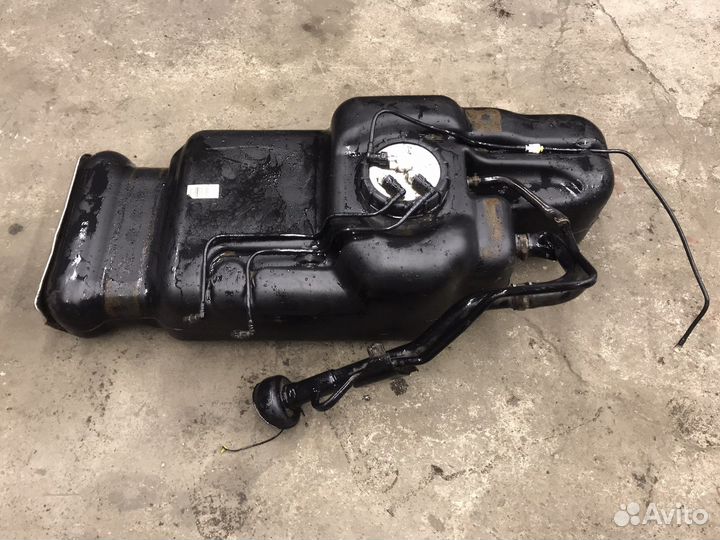 Топливный бак ниссан навара д40 2008 год