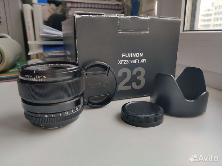 Объектив Fujifilm XF 23mm F1.4 R