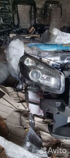 Фары Nissan Qashqai J10 1.5 2010-2013