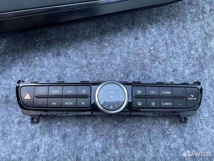 Панель блок кимата Kia Quoris 3.8