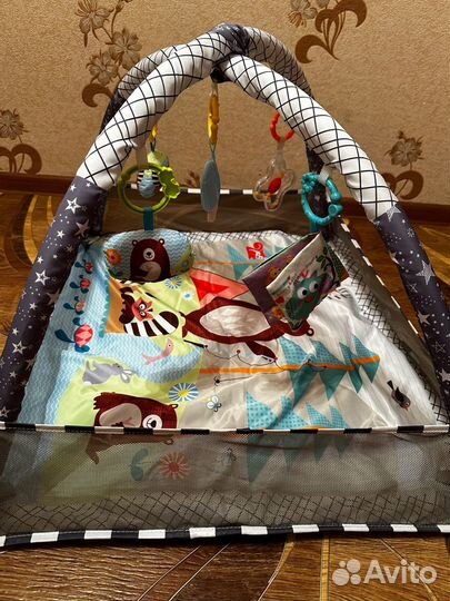 Развивающий коврик-манеж