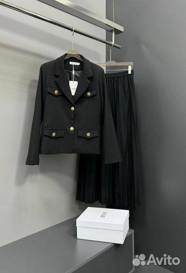 Костюм женский с юбкой dior