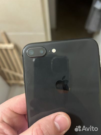 iPhone 8 Plus, 64 ГБ