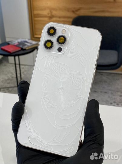 Замена заднего стекла iPhone