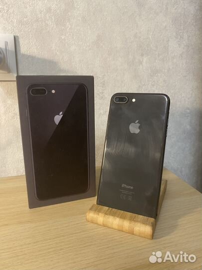 iPhone 8 Plus, 64 ГБ