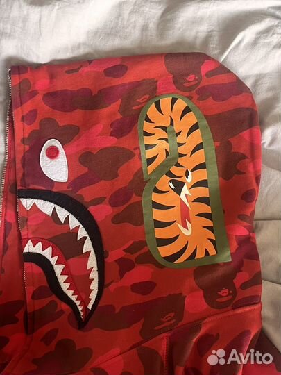 Зипка bape camo shark RED