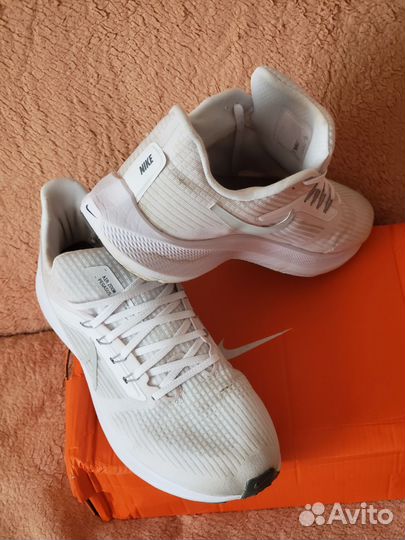 Кроссовки Nike 44р