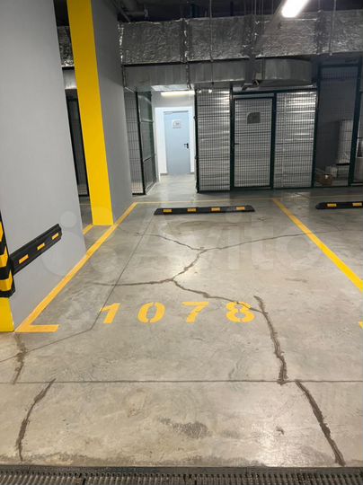 Машиноместо, 15 м²