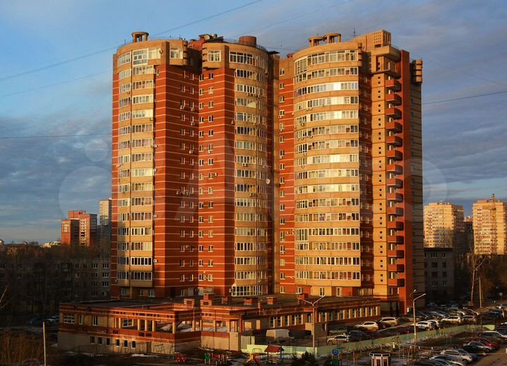 Машиноместо, 28 м²