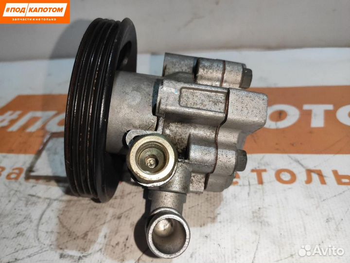 Насос гидроусилителя руля Chevrolet Cruze 96837813