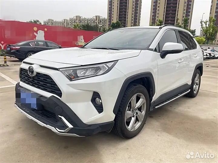 Toyota RAV4 2.0 CVT, 2021, 32 000 км