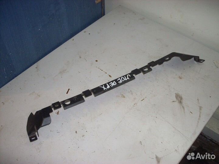 Воздуховод радиатора верхний (Nissan Qashqai)