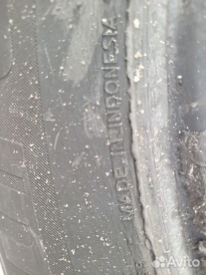 Laufenn I Fit Ice LW 71 225/60 R18