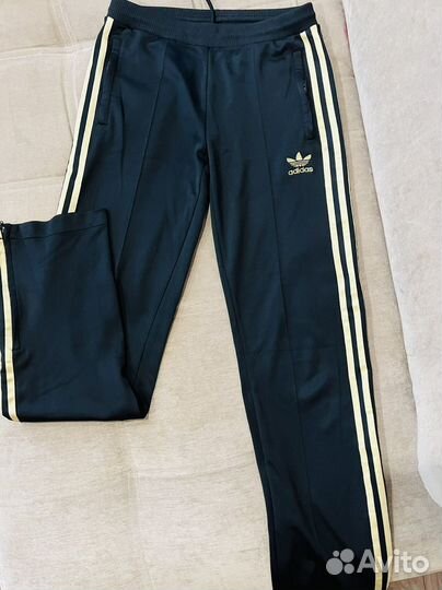 Спортивный костюм adidas женский