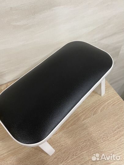 Подставка под руку для маникюра