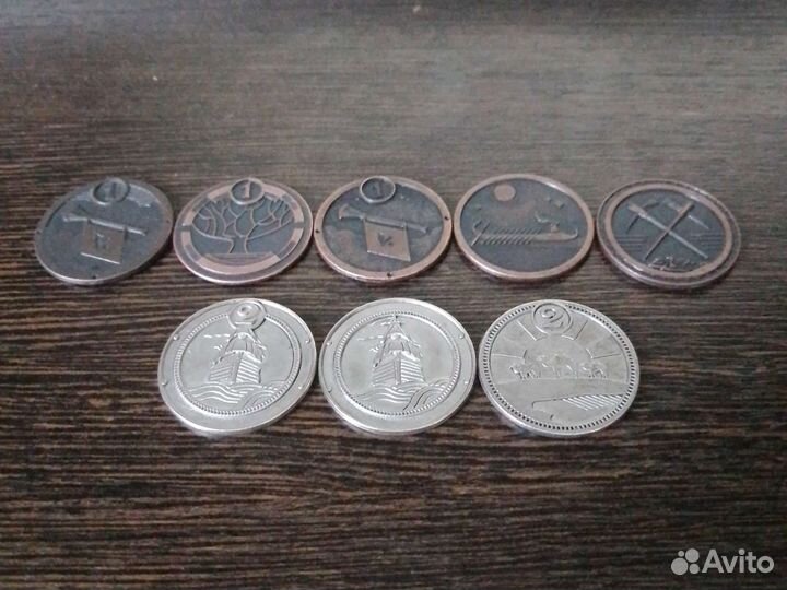 Монеты пятерочка) каждая по 40 смотрите описание