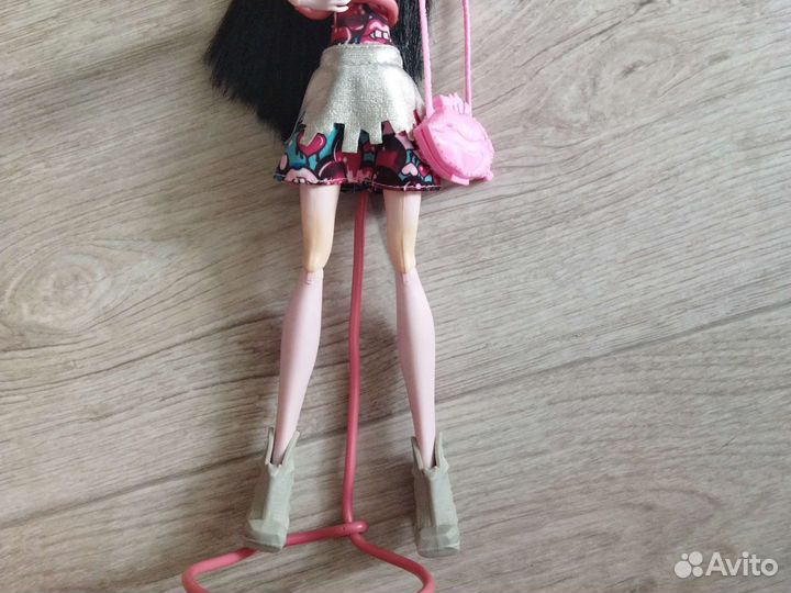 Кукла Монстер Хай Дракулаура Бу-йорк