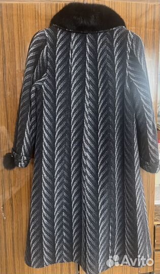 Пальто зимнее