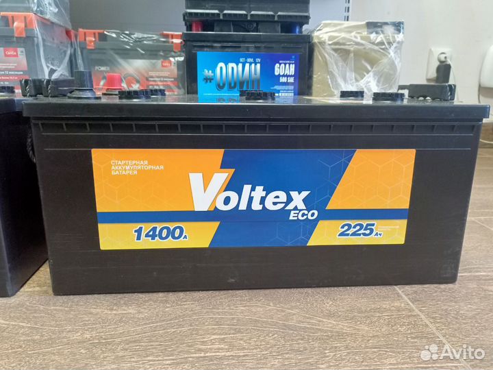 Аккумулятор грузовой Voltex 225Ah обратная полярно