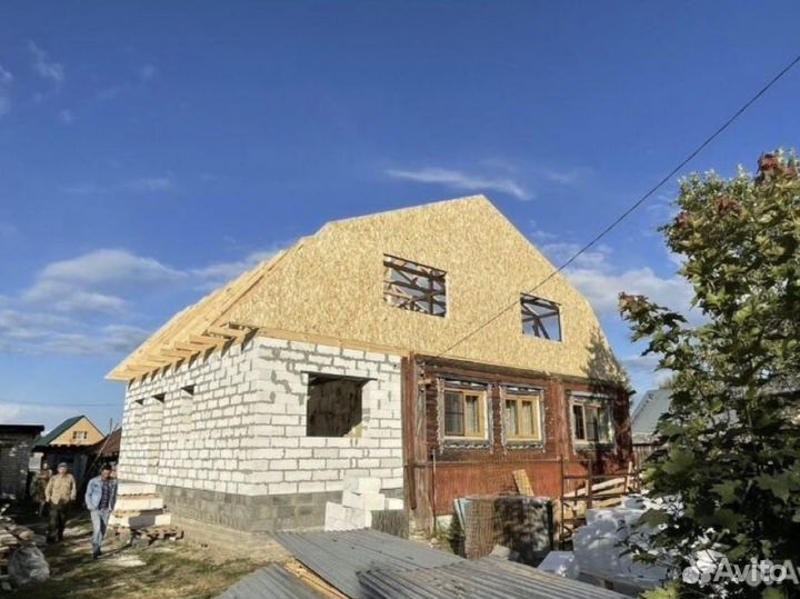 Бригада строителей