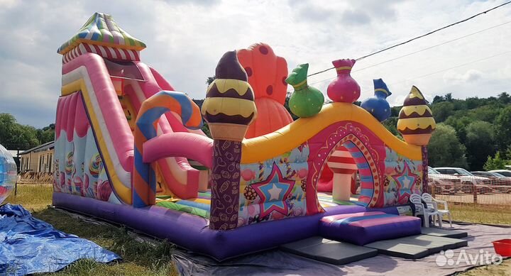 Детский надувной батут с горкой б.у