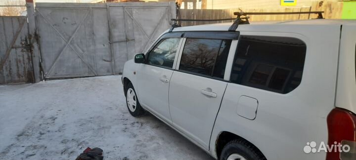 Toyota Probox 1.5 AT, 2003, 300 000 км