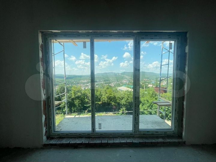 Дом 319 м² на участке 5,2 сот.