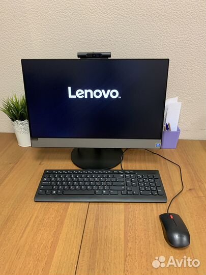 Моноблок Lenovo V530-221CB