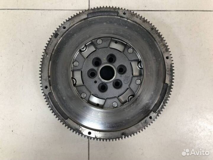 Маховик Volkswagen Tiguan 5N2 2011-2016