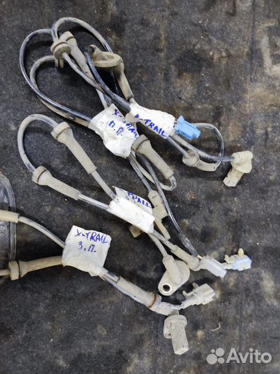 Датчики абс Nissan X Trail T30