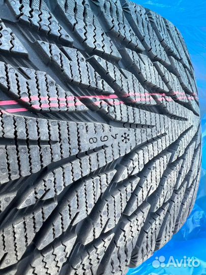 Nokian Tyres Hakkapeliitta R2 225/55 R17 101R