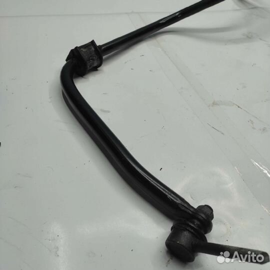 Стабилизатор задний на Lexus Gx470 02-08