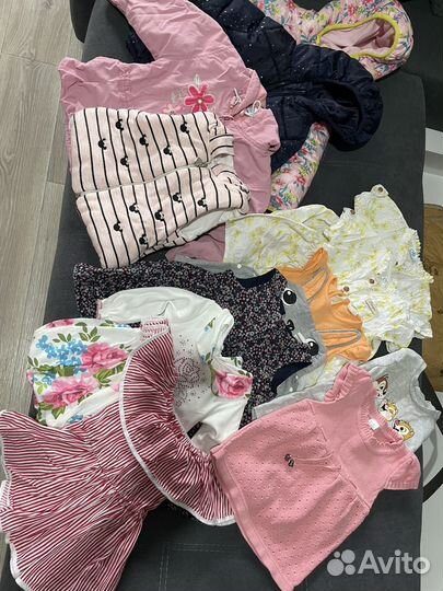 Пакет вещей на девочку от 5 месяцев до 1,6 года