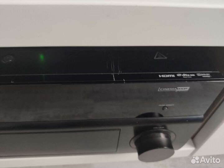 Ресивер Yamaha RX-V1067