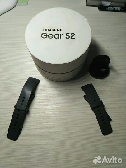 Gear s2 box top