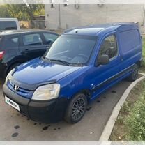 Peugeot Partner 1.4 MT, 2011, 330 000 км, с пробегом, цена 390 000 руб.