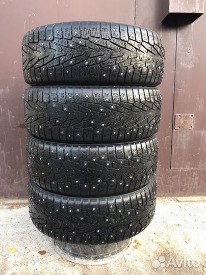 Nokian Tyres Hakkapeliitta 7 SUV 235/60 R17