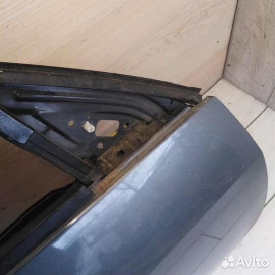 Дверь передняя правая Nissan Primera P12