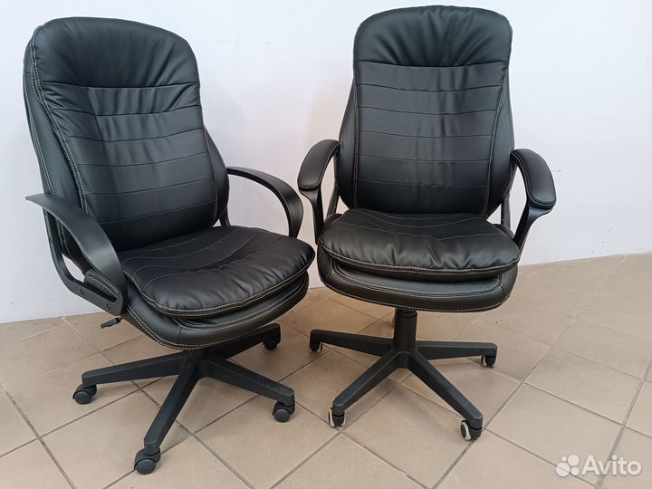 Компьютерное кресло новое