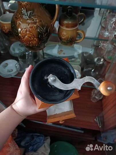 Кофемолка ручная бу, коллекционная