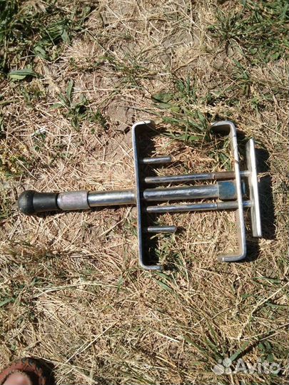 Противоугонные устройство на педали