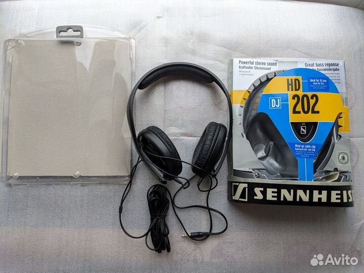 Новые наушники Sennheiser HD 202