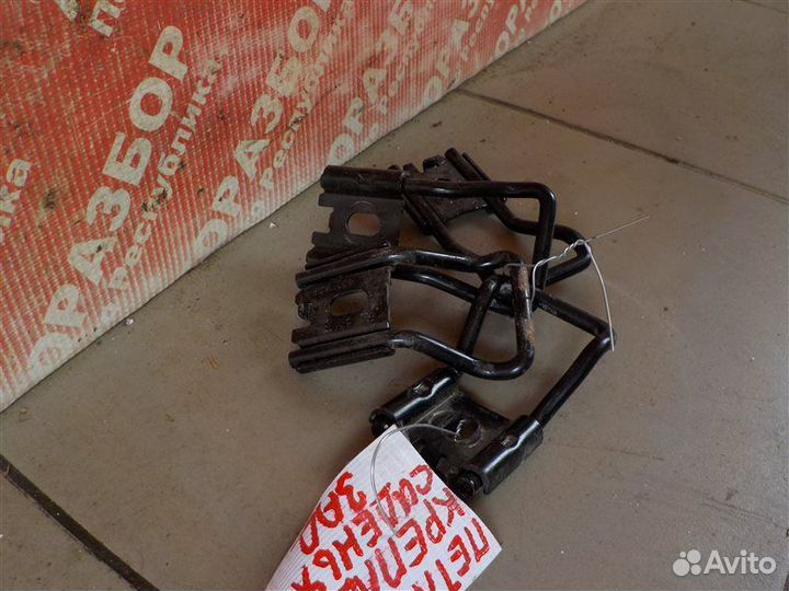 Крепление сидения заднее LADA Largus R90 VAZ-21129