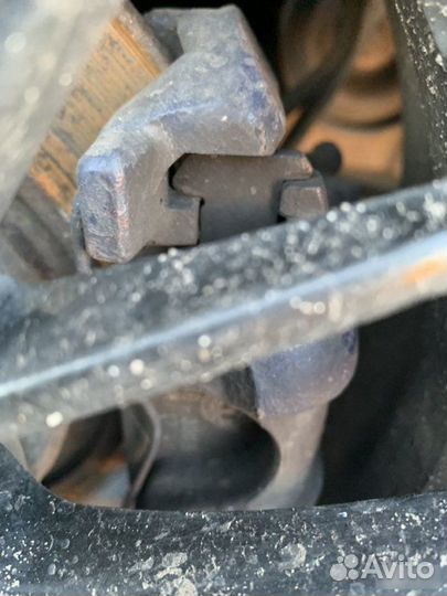 Суппорта Renault Logan 2