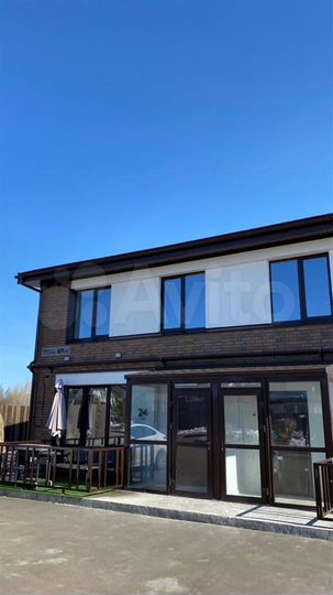 3-к. квартира, 74 м², 1/2 эт.