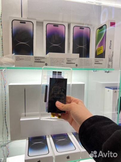 Аккумуляторная батарея iPhone 13 без шлейфа