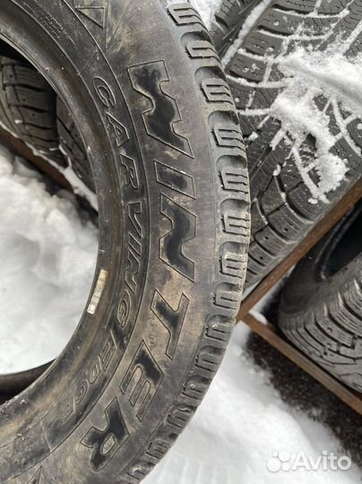 Pirelli Winter Carving Edge 215/65 R16 98T